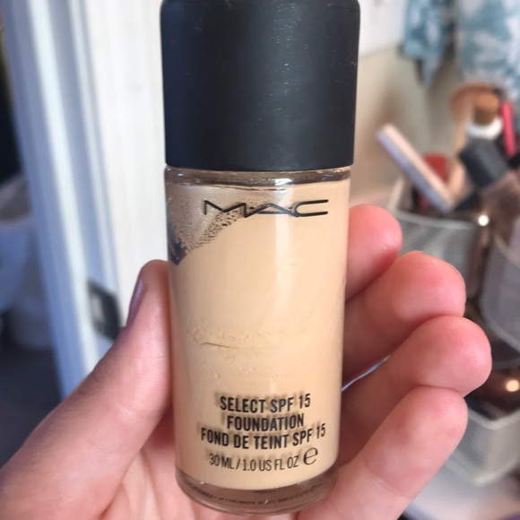Mac Cosmetics Makeup Mac Liquid Foundation Lightmedium Skin